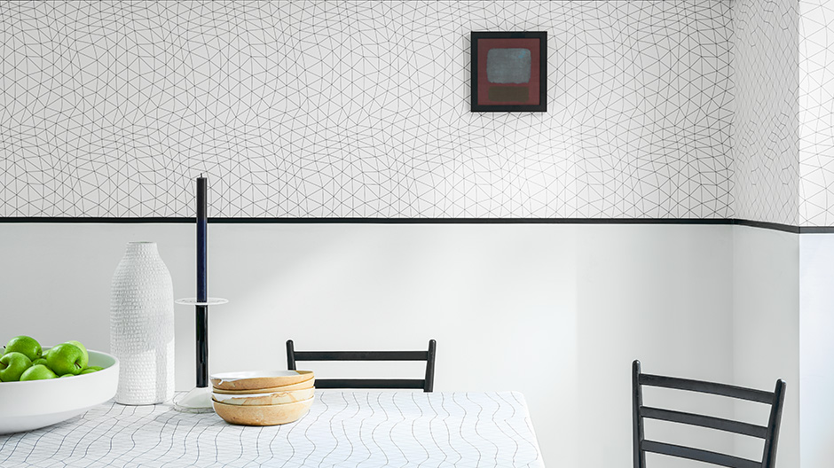 Jetzt wird's bunt! Im HP Latex Print können individuelle Erzeugnisse wie Tapeten, Textilien oder Folien auf Abruf erzeugt werden.