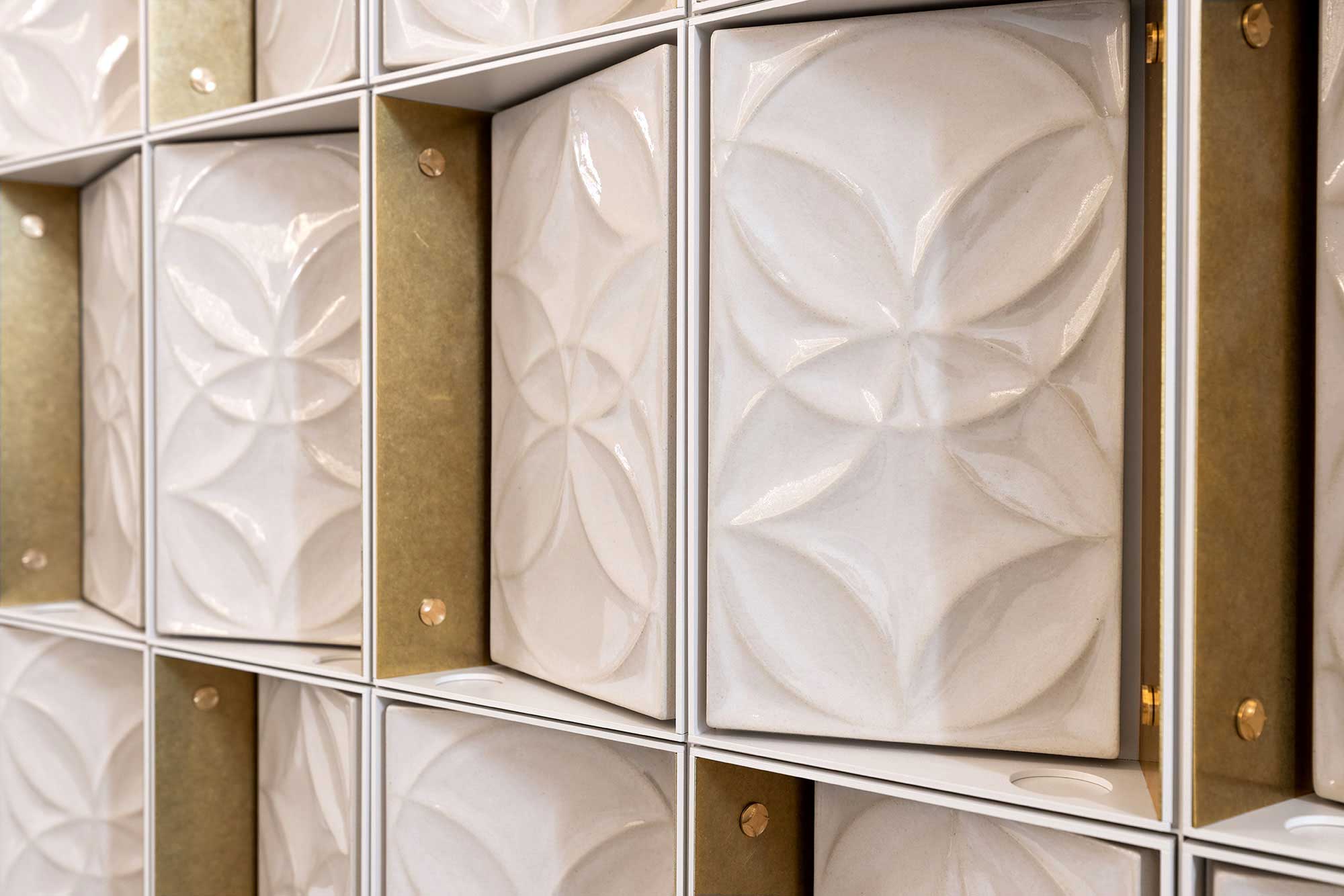 Individuelle Ornamentkacheln von Oro Bianco Handmade Tiles