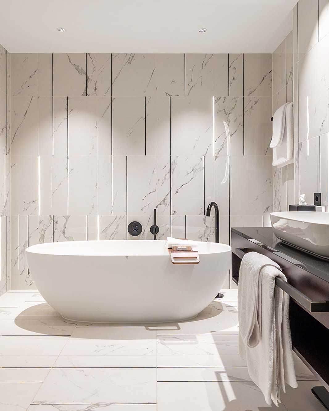 Modulare Lichtprofile von Schlüter-Systems