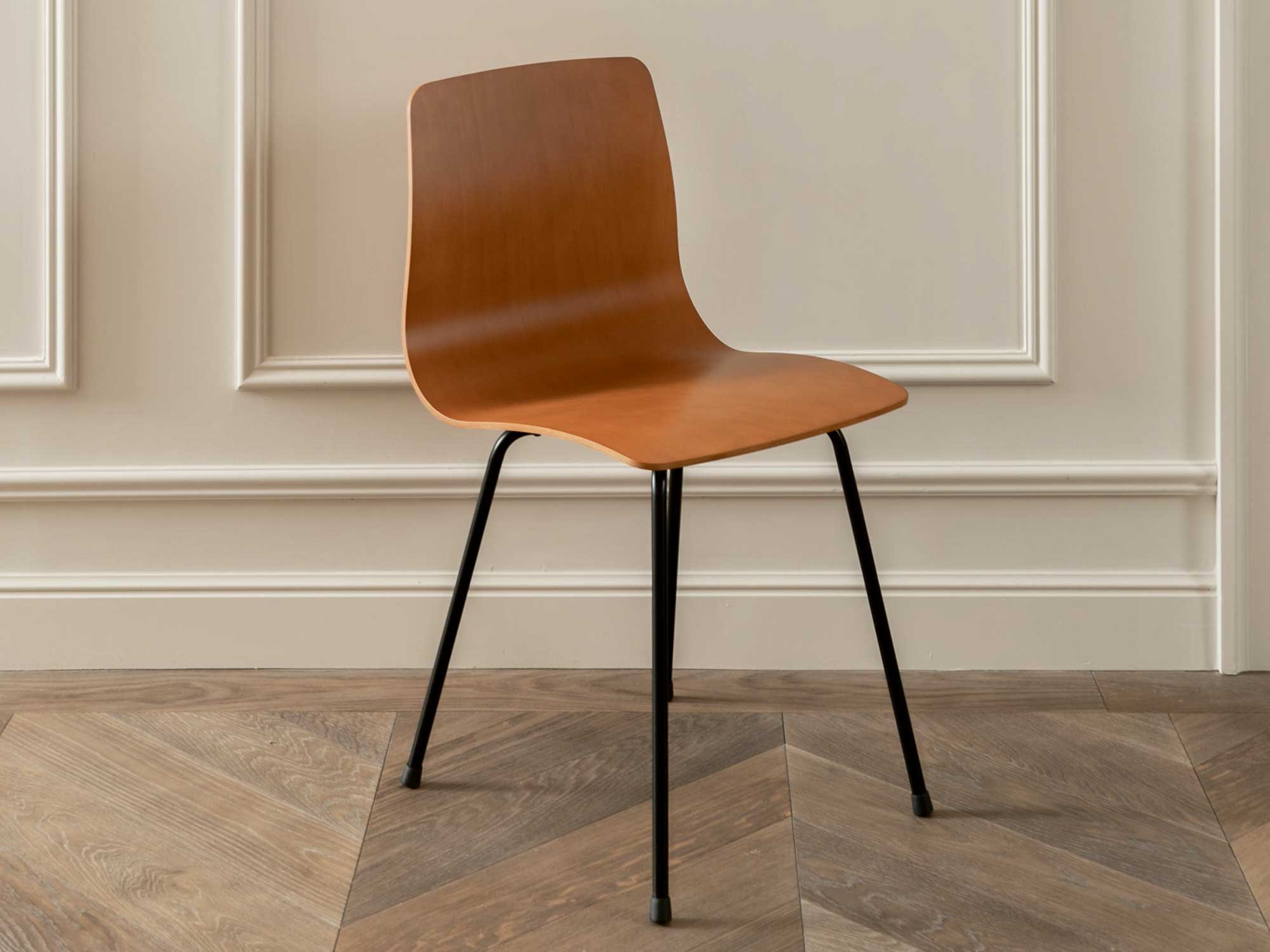 Pierre Guariches Stuhlkollektion in einer Reedition von Ligne Roset