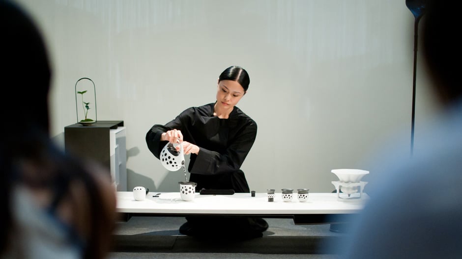 Durchlöchert: Teeservice aus Südkorea von Lin's Ceramic Studio.