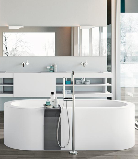 Von allen Seiten schön: die neue Badewannen-Serie von Makro Design