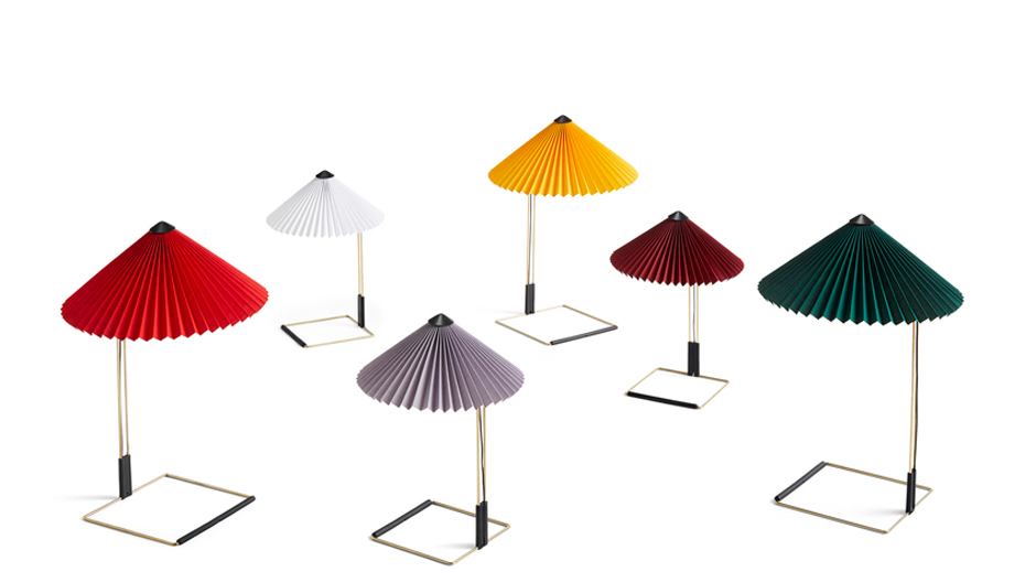 Reminiszenz an die Fünfzigerjahre: Inga Sempés neue Tischleuchte für Hay.