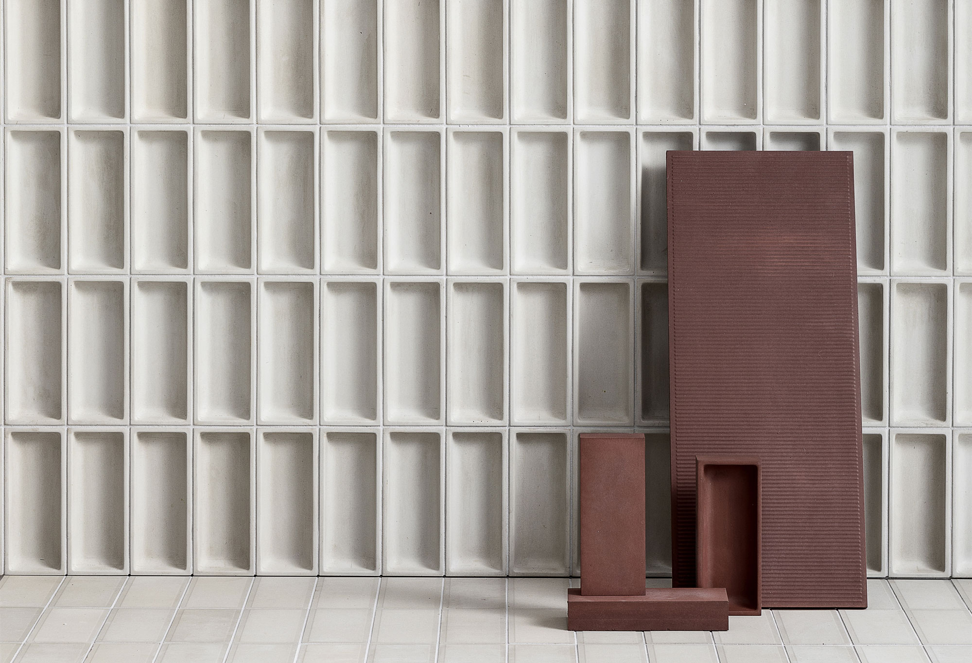 Plastische Betonfliesen von Marco Merendi und Diego Vencato für Gypsum