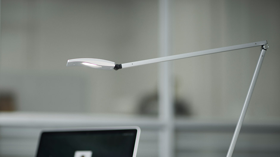 LED für Pioniere: Diese Leuchte von Koncept kombiniert fortschrittliche Technologie mit cleverer Optik und intuitiver Bedienung.