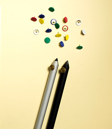 Ein neues Werkzeug der alten Schule: Bleistift und Kugelschreiber von Giulio Iacchetti.