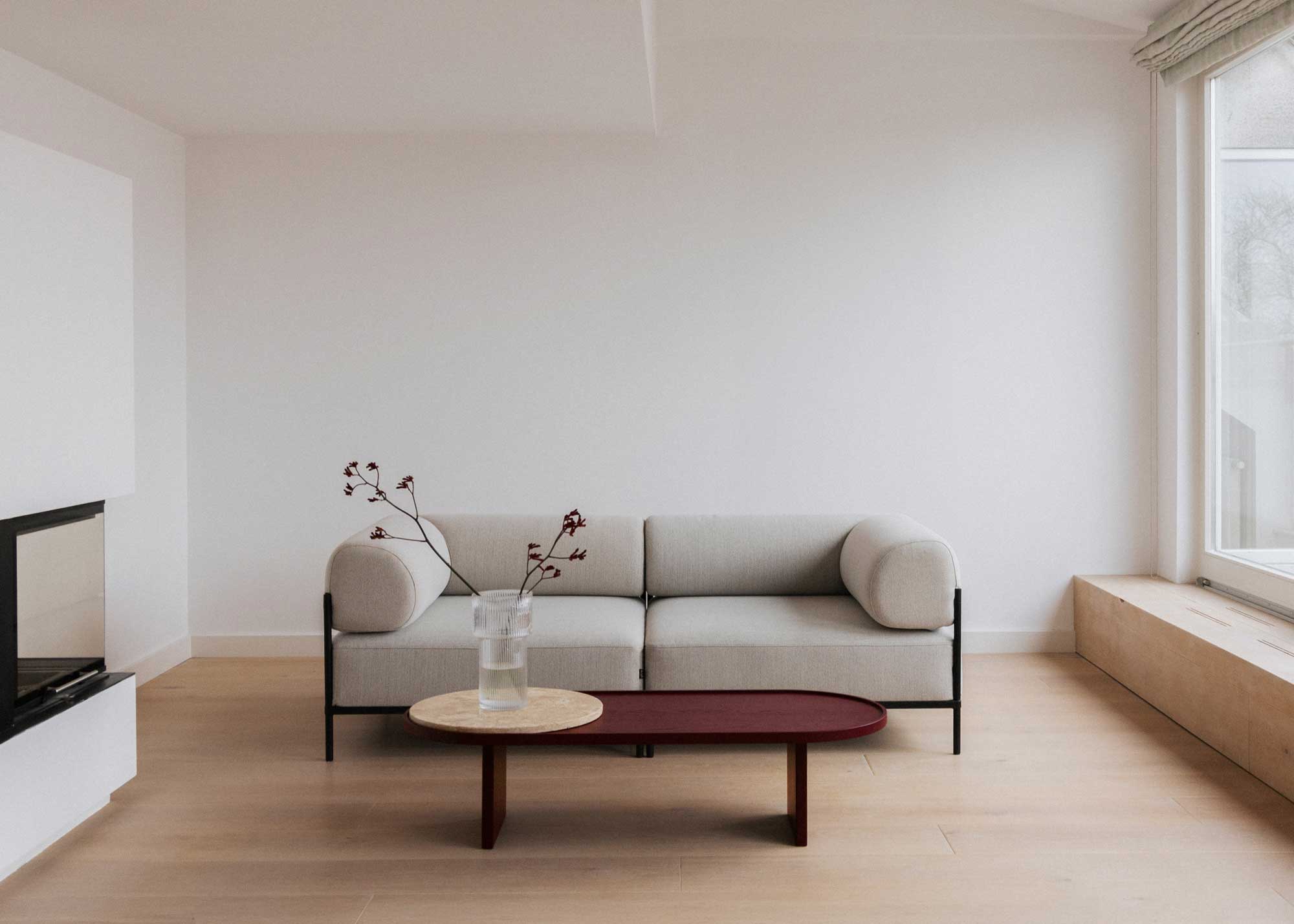 Couch- und Beistelltische aus regionalem Holz von Noah