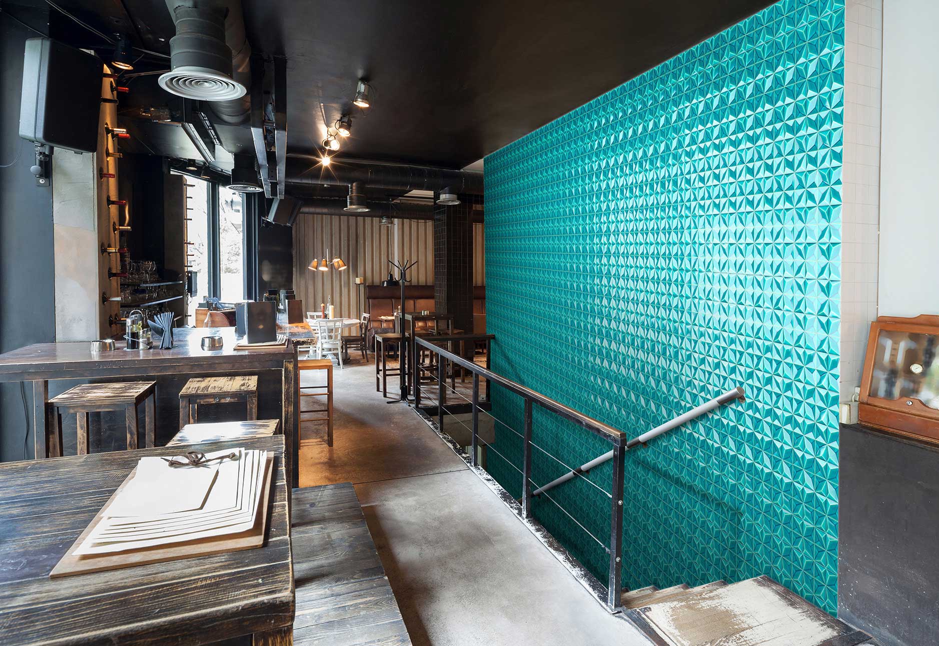 Fliese mit 3-D-Haptik von Oro Bianco Handmade Tiles