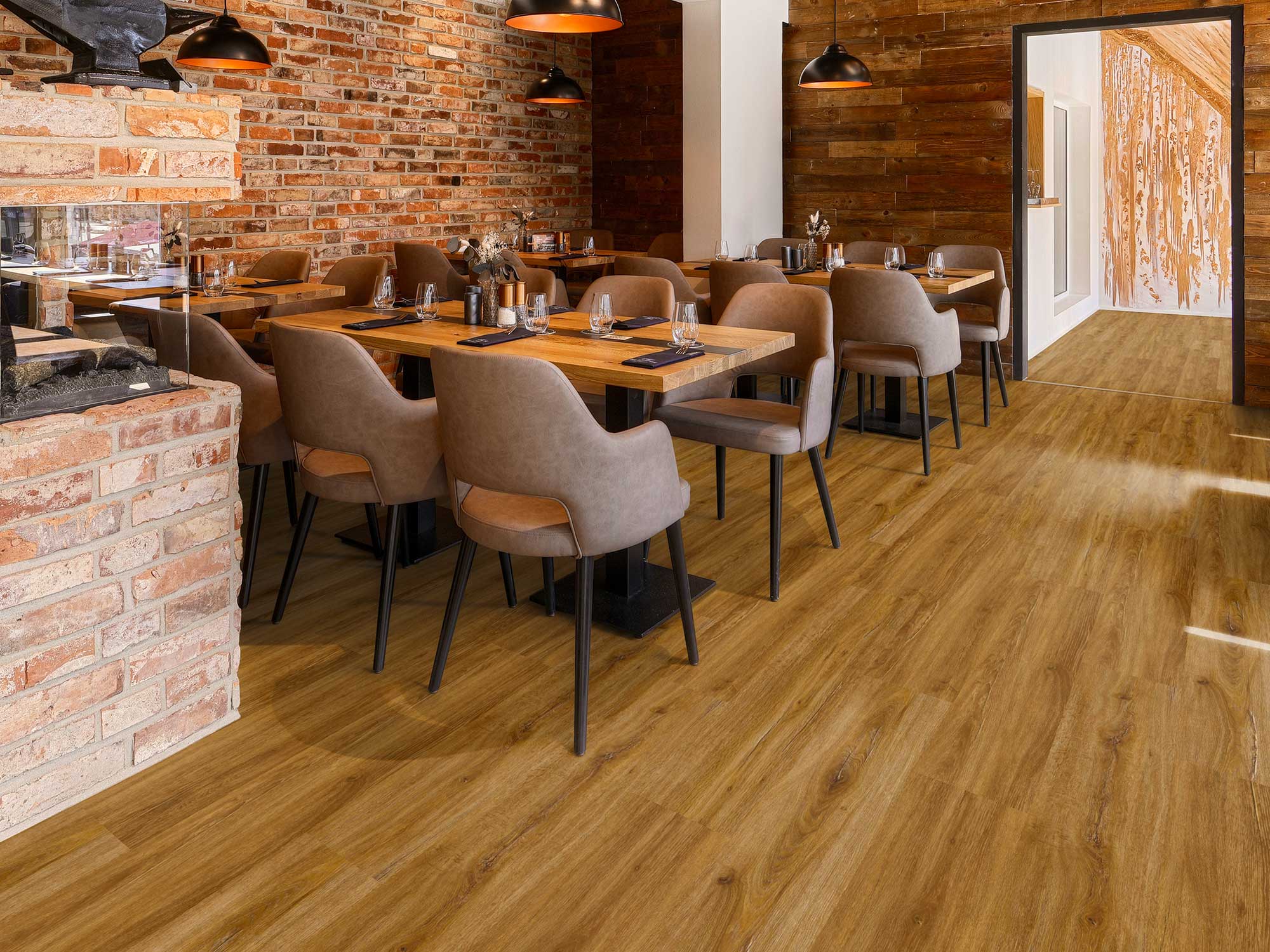 Eichenoptiken für den Boden von PROJECT FLOORS