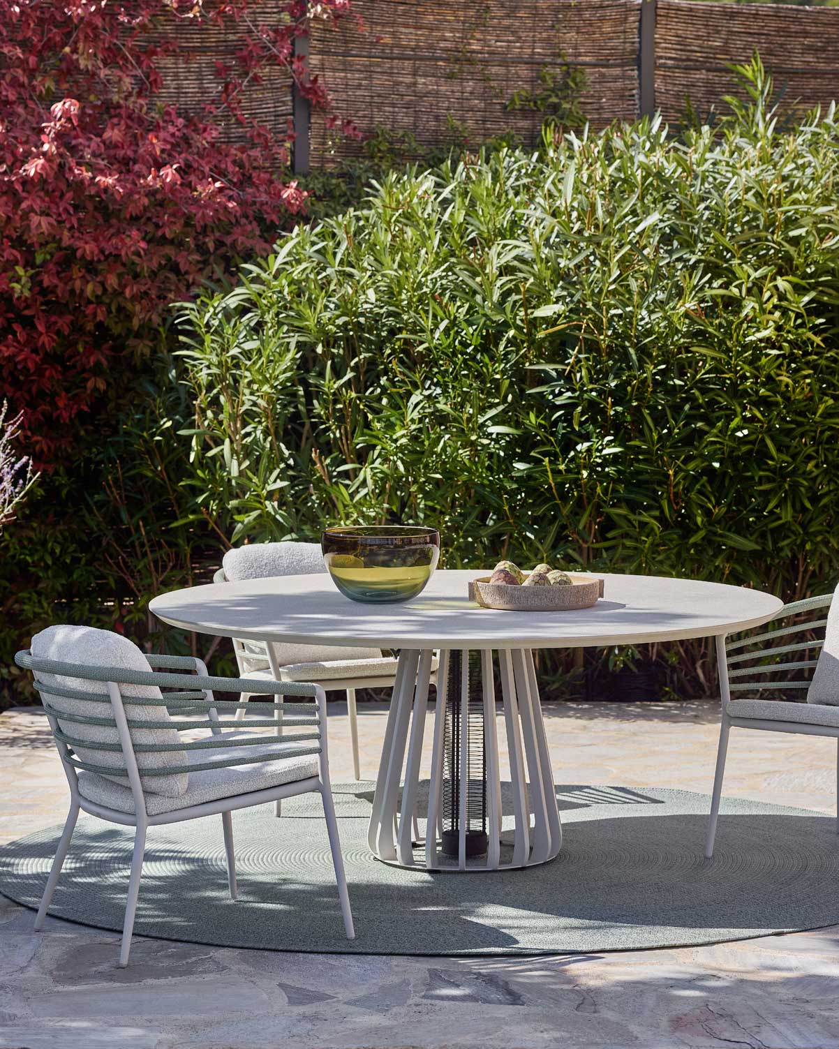 Beheizbarer Outdoor-Tisch von Royal Botania