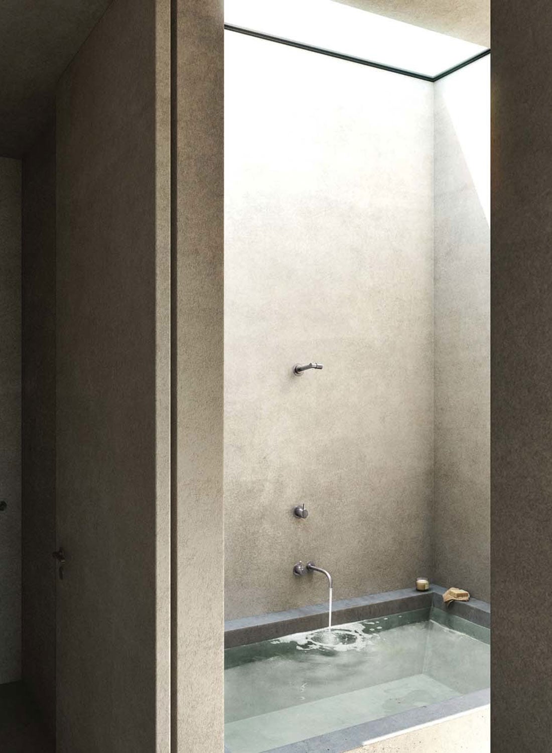 Modulares Duschsystem für individuelle Bäder von VOLA