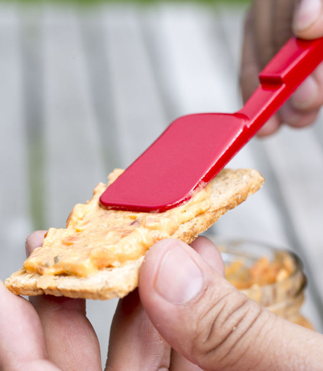 Kunterbunt und spielerisch: Speziallöffel von Ineke Hans für Royal VKB