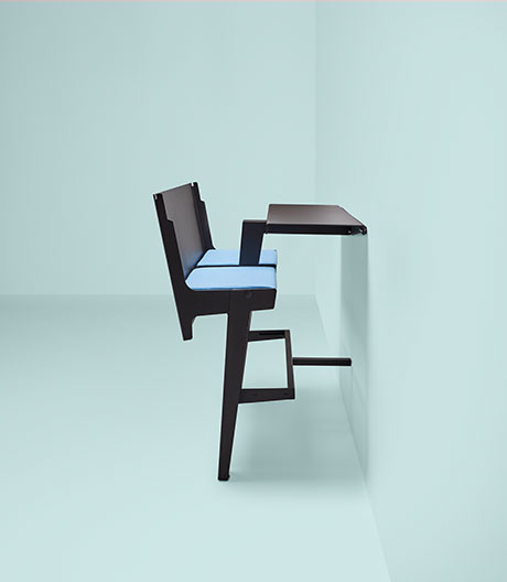 Versteckter Picknickplatz: multifunktionaler Bürotisch von Bert Masselus für Prooff