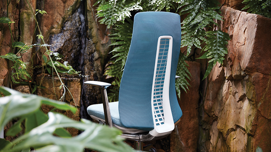 Flexibel wie Farn: der neue Arbeitsstuhl von Haworth.