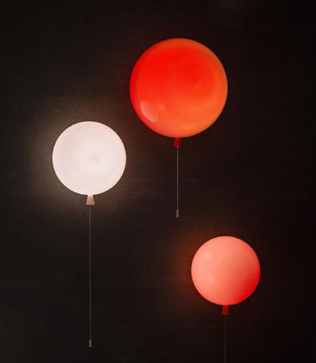 Leuchtende Luftballons vom tschechischen Hersteller Brokis