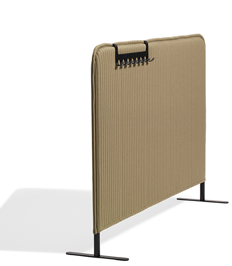 Weich und bunt sind die neuen Akustikelemente von Blå Station.