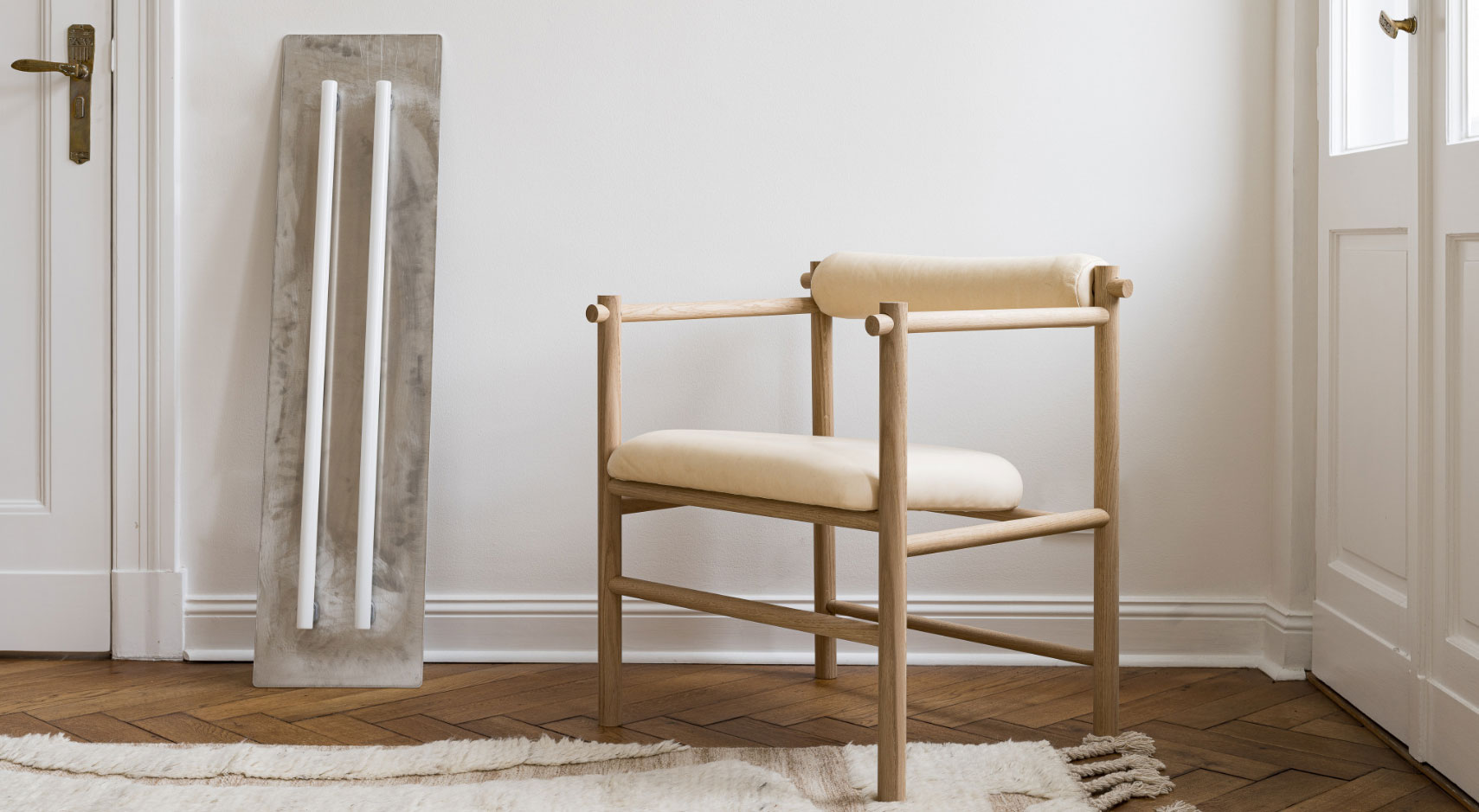 Minimalistische Wandleuchte von Nutsandwoods