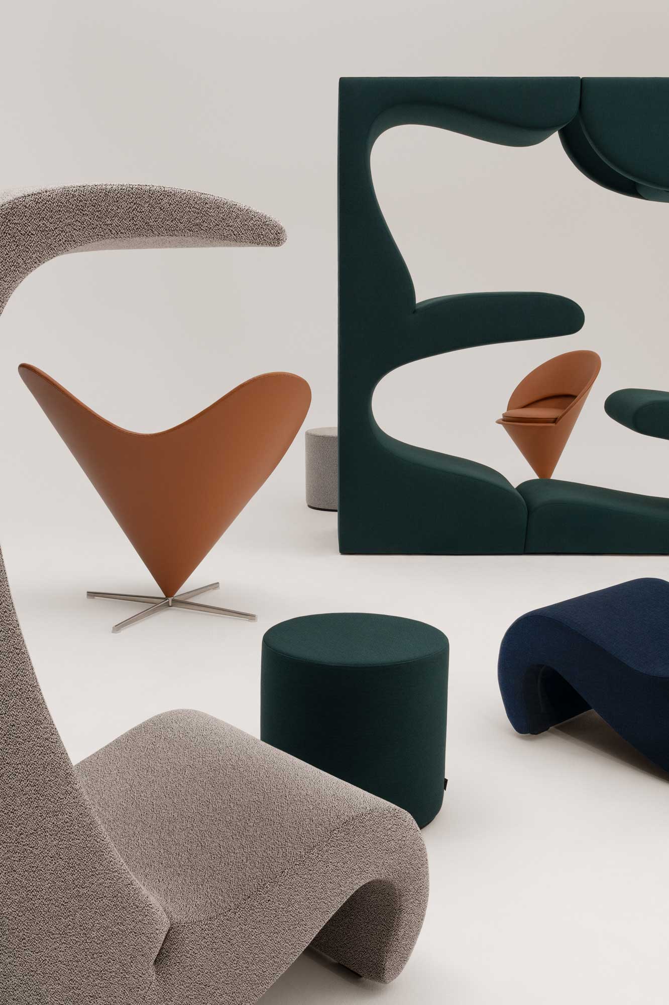 Vitra stellt neue Stoffe und Leder für Möbel von Verner Panton vor