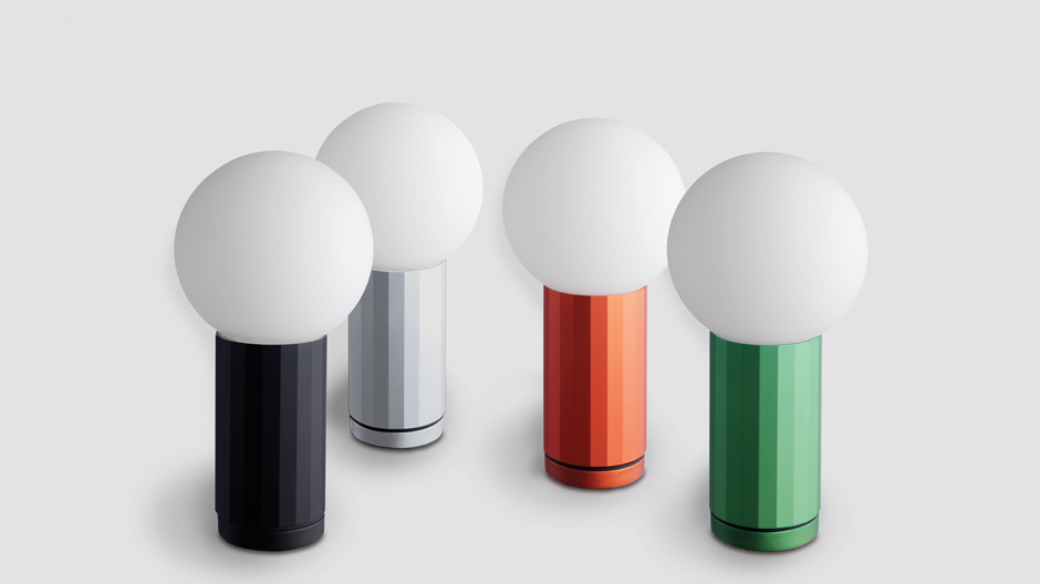 Da drehst du durch: Diese Tischleuchte von Joel Hoff ist einfach, aber nicht gewöhnlich.