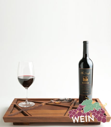 Halb Tablett, halb Kunstwerk: limitiertes Objekt zum Servieren von Wein und anderen Köstlichkeiten.