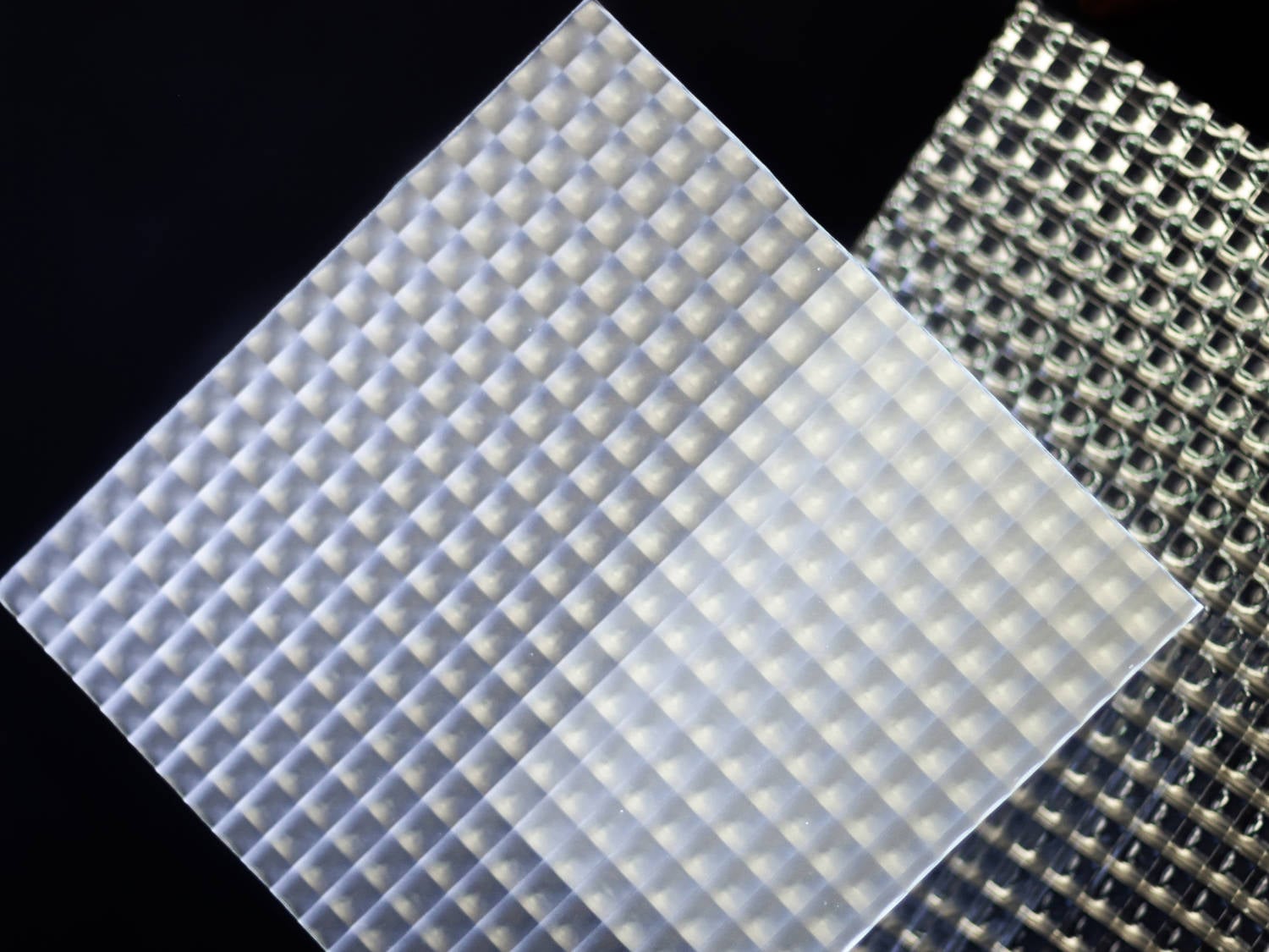 Strukturgläser von Madras® für Sichtschutz und Licht im Innenausbau