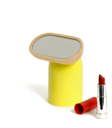 Mund, Nase und Augen: Für jeden Teil des Gesichts schuf Véronique Maire einen eigenen Spiegel.