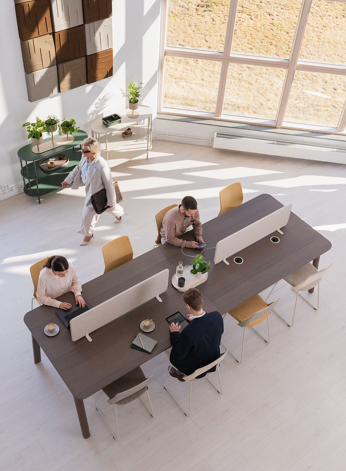 Tischserie für Besprechung und Zusammenarbeit von Kinnarps