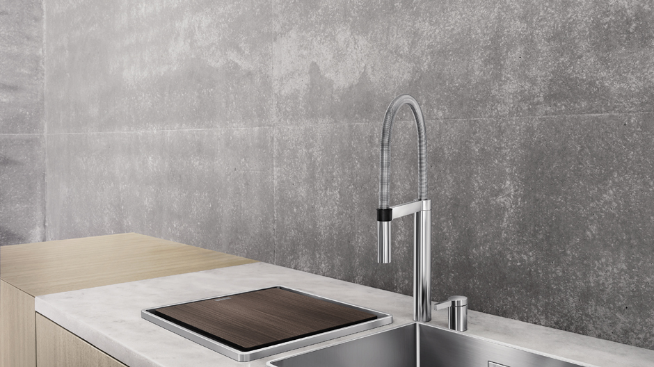 Töpfe säubern leicht gemacht: Armatur von Blanco mit arretierbarer Brause