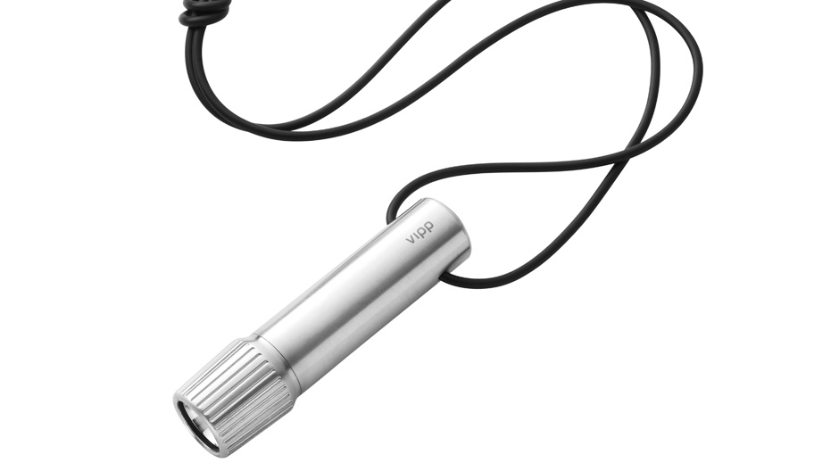 Taschenlampe aus Edelstahl für Design Victims.