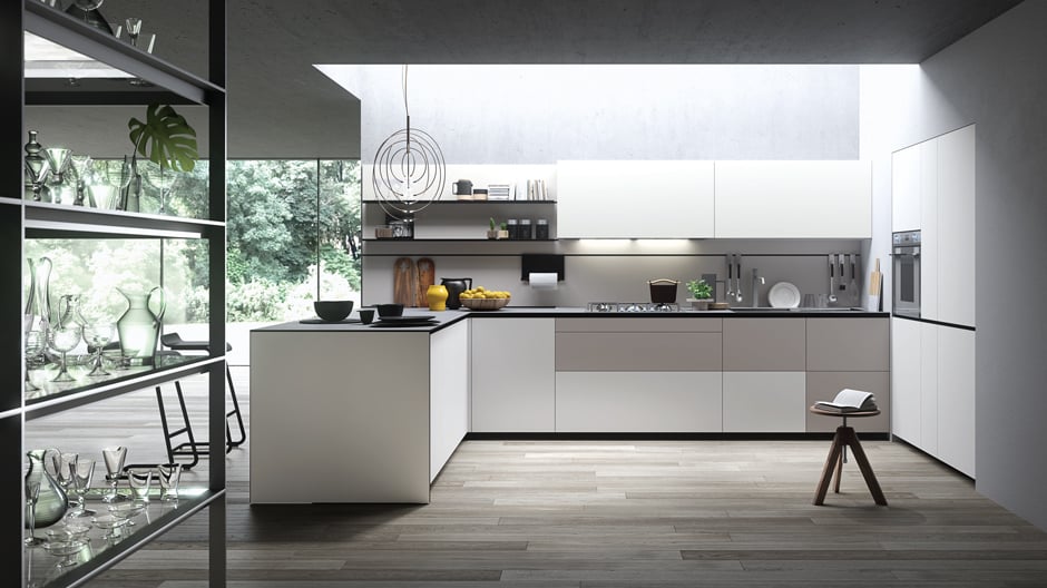 Platz da! Schnörkellose Küche für jeden Raum von Valcucine