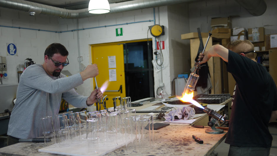 Der Südtiroler Gestalter Harry Thaler und seine Designerfreunde entwerfen Dinge, mit denen man gern in der Küche werkelt.