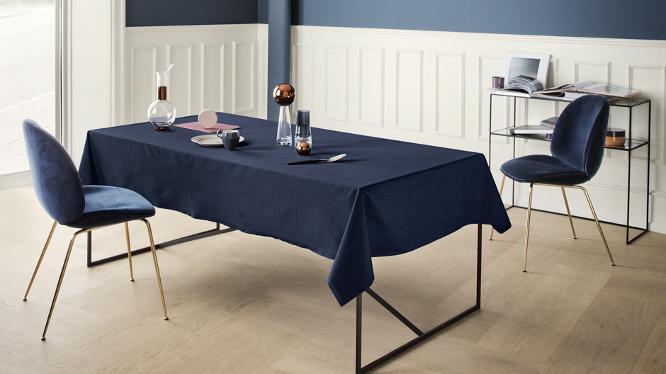 Handgezeichnetes Muster von Andreas Engesvik für Georg Jensen Damask.