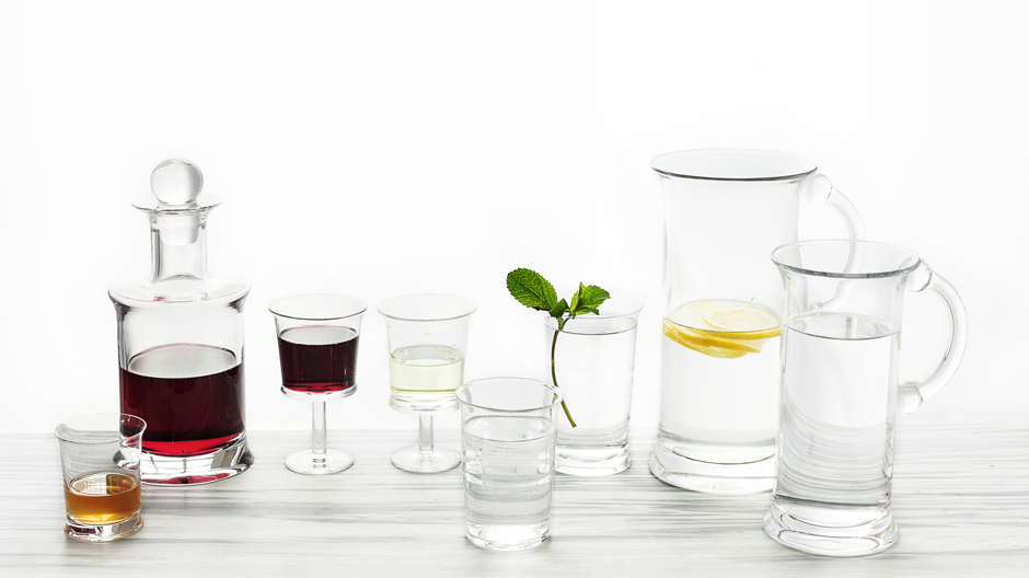 Für den täglichen Gebrauch: robuste Gläser und Karaffen von Inga Sempé