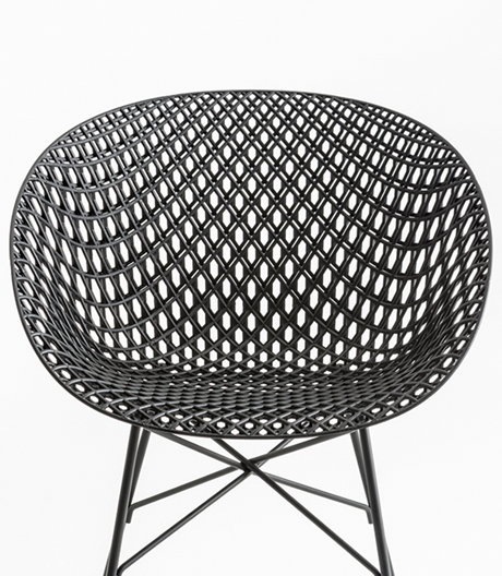 Auf den Spuren von Harry Bertoia und Charles und Ray Eames: Tokujin Yoshiokas Stuhl Kartell