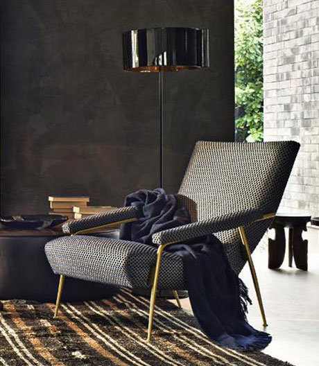 Diagonales Linienspiel: Gio Pontis berühmter Sessel aus seiner Mailänder Wohnung 