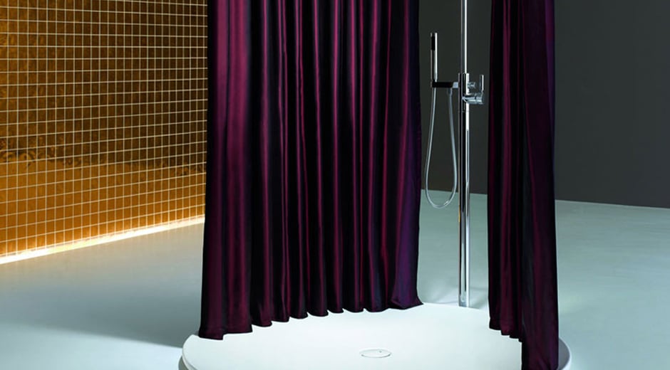 Wie das Bad sich in den Wohnraum ausweitet: Der Duschteller „Piatto” von Kaldewei