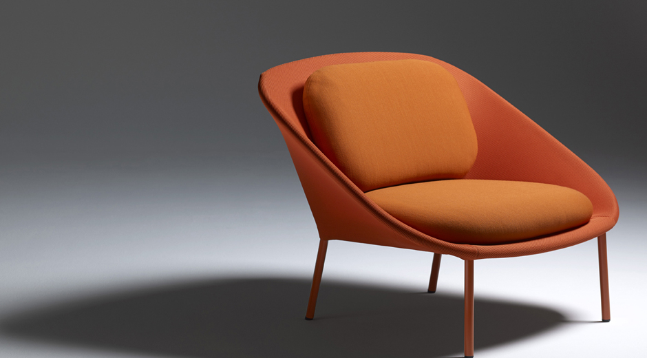 eine Sofa- und Sesselerie von Cate Högdahl und Nelson Ruiz-Acal für Offecct