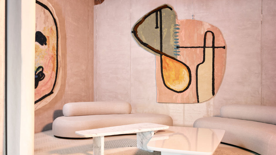 Collagenartige Teppiche von Faye Toogood und CC-Tapis.