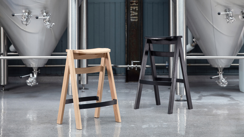 Komfort und Funktionalität: Hocker von SmithMatthias für Deadgood.