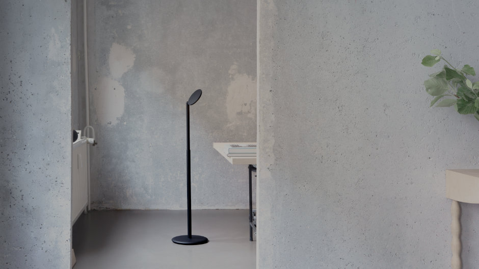 Frei beweglich und akkubetrieben: die Leuchte von Timon und Melchior Grau