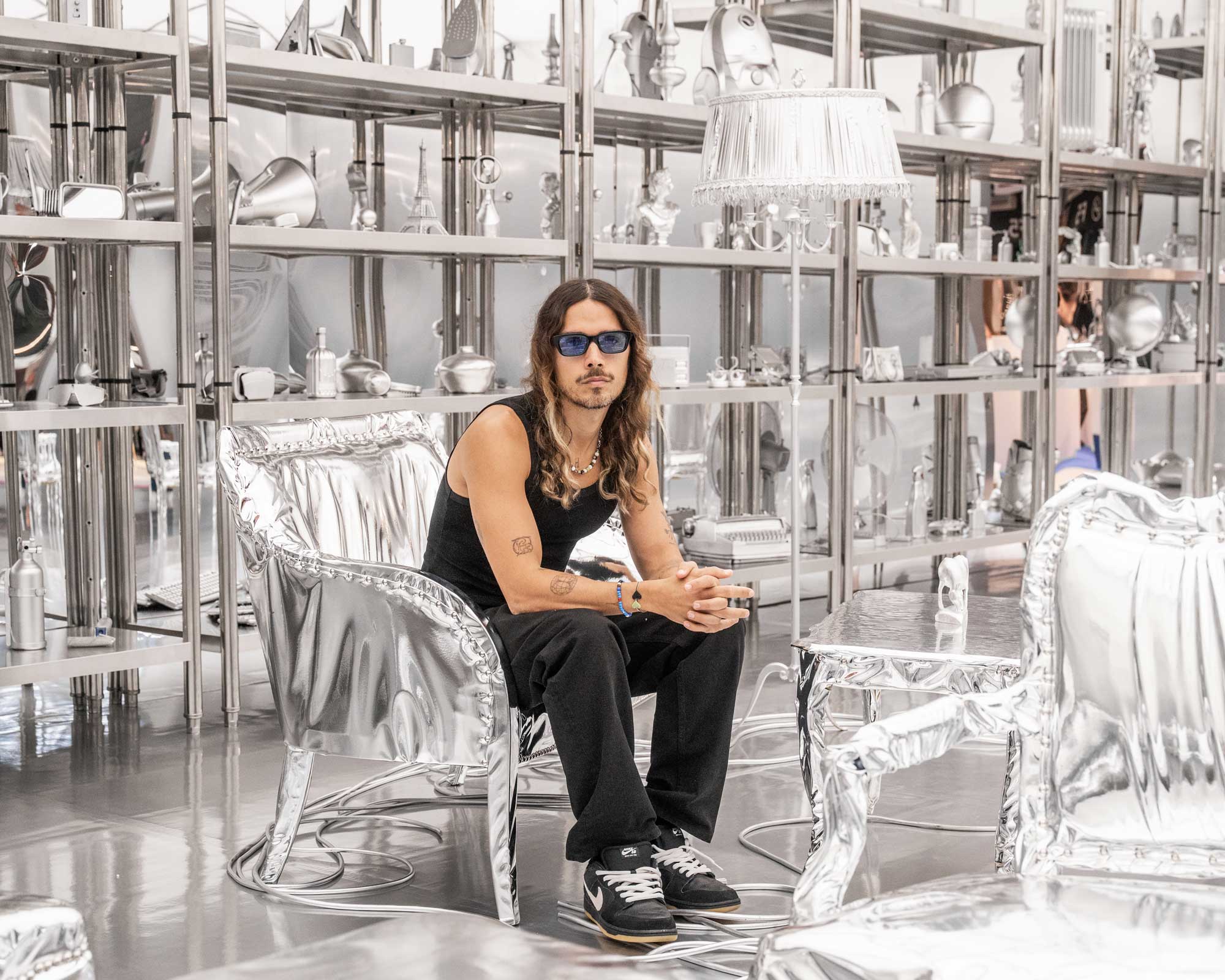 Wie der Designer Harry Nuriev Vertrautes neu inszeniert