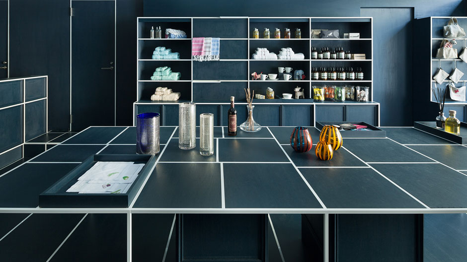 Groß- statt kleinkariert: Wie ein französischer Fallwind in Tokio für Furore sorgt. 