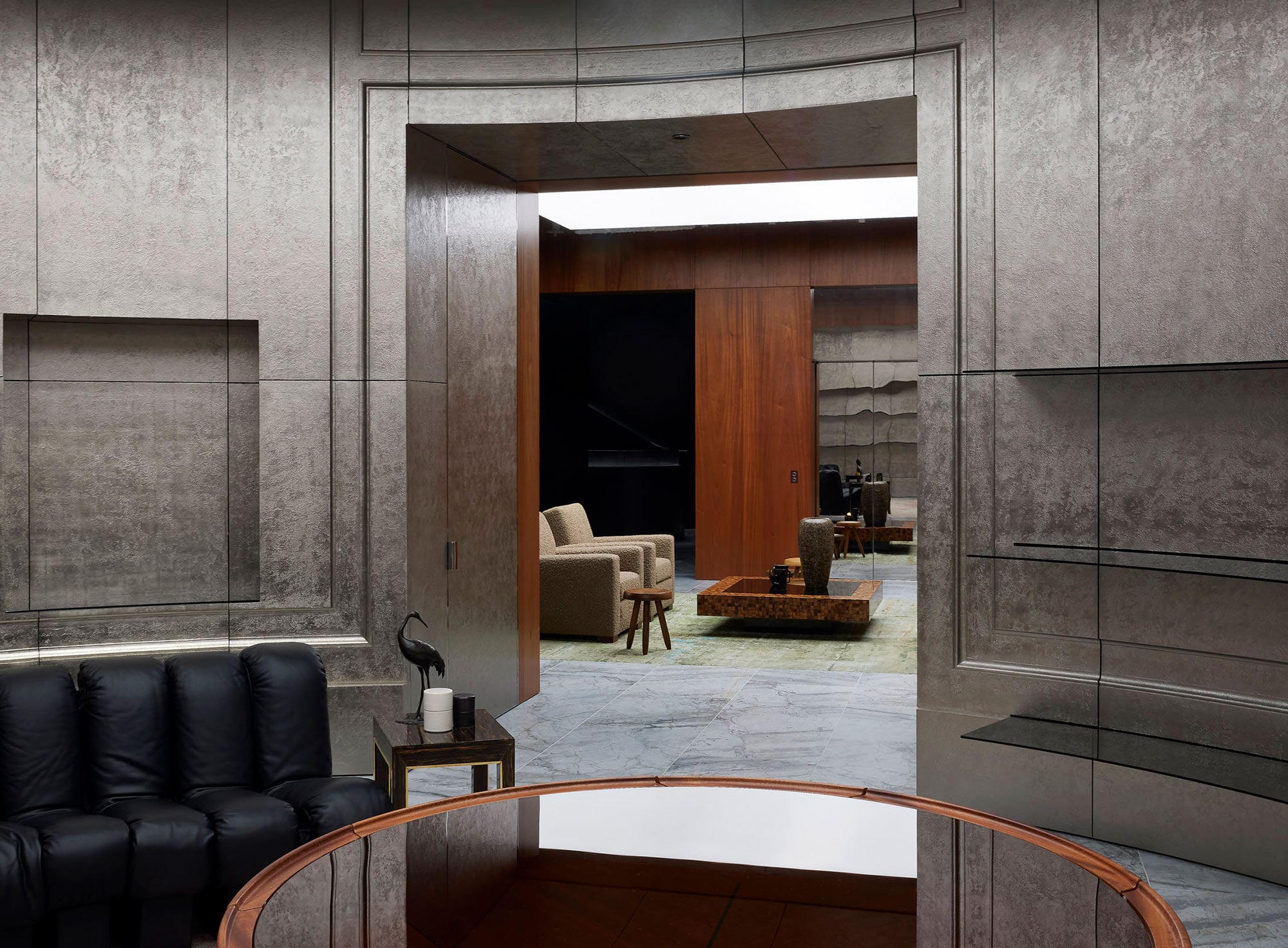 Saint Laurent Flagship-Store in Paris von Casper Mueller Kneer