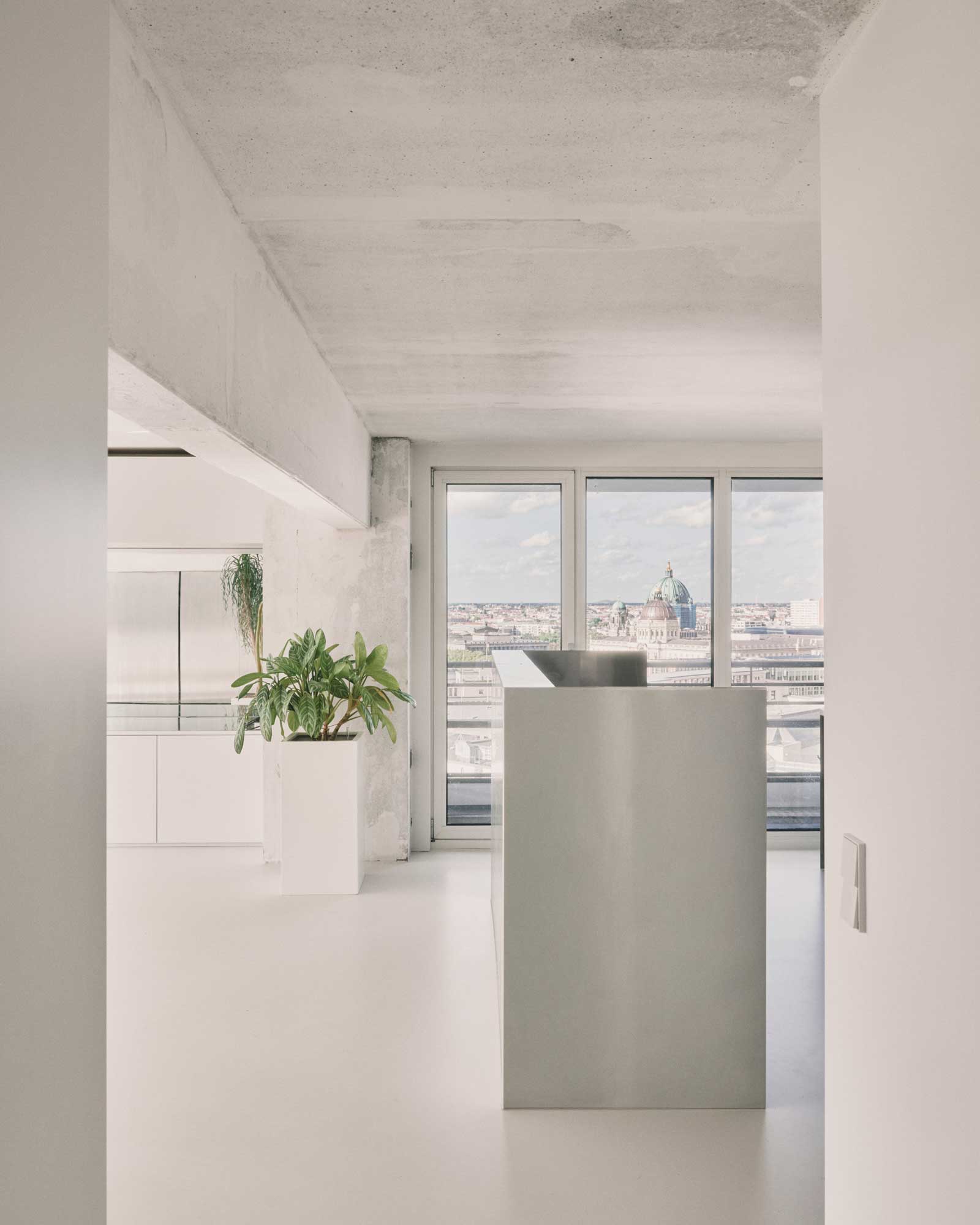 Umbau im Berliner Hochhaus von Christopher Sitzler