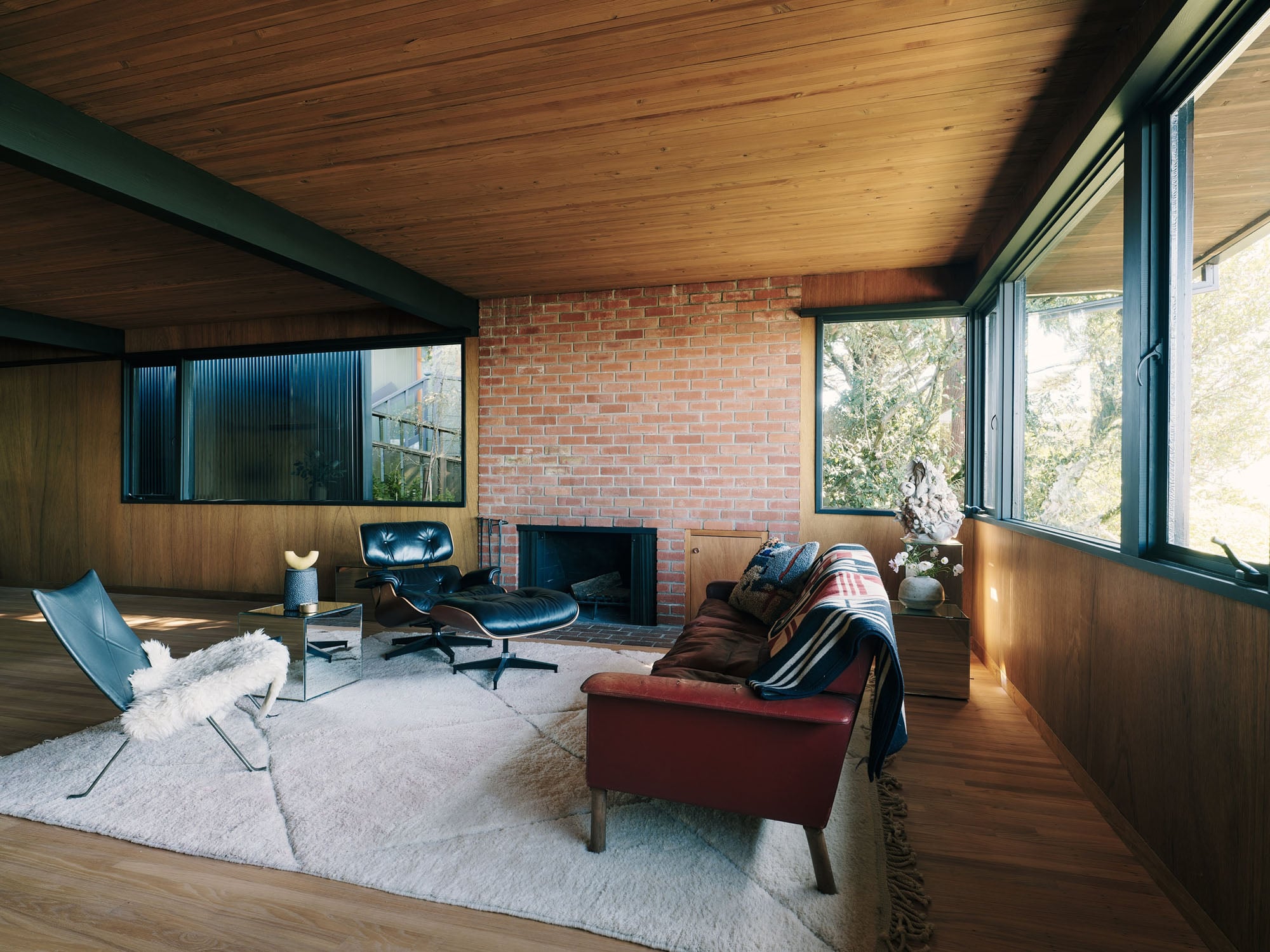 Mork-Ulnes Architects restaurieren das Creston House von Roger Lee in Berkeley