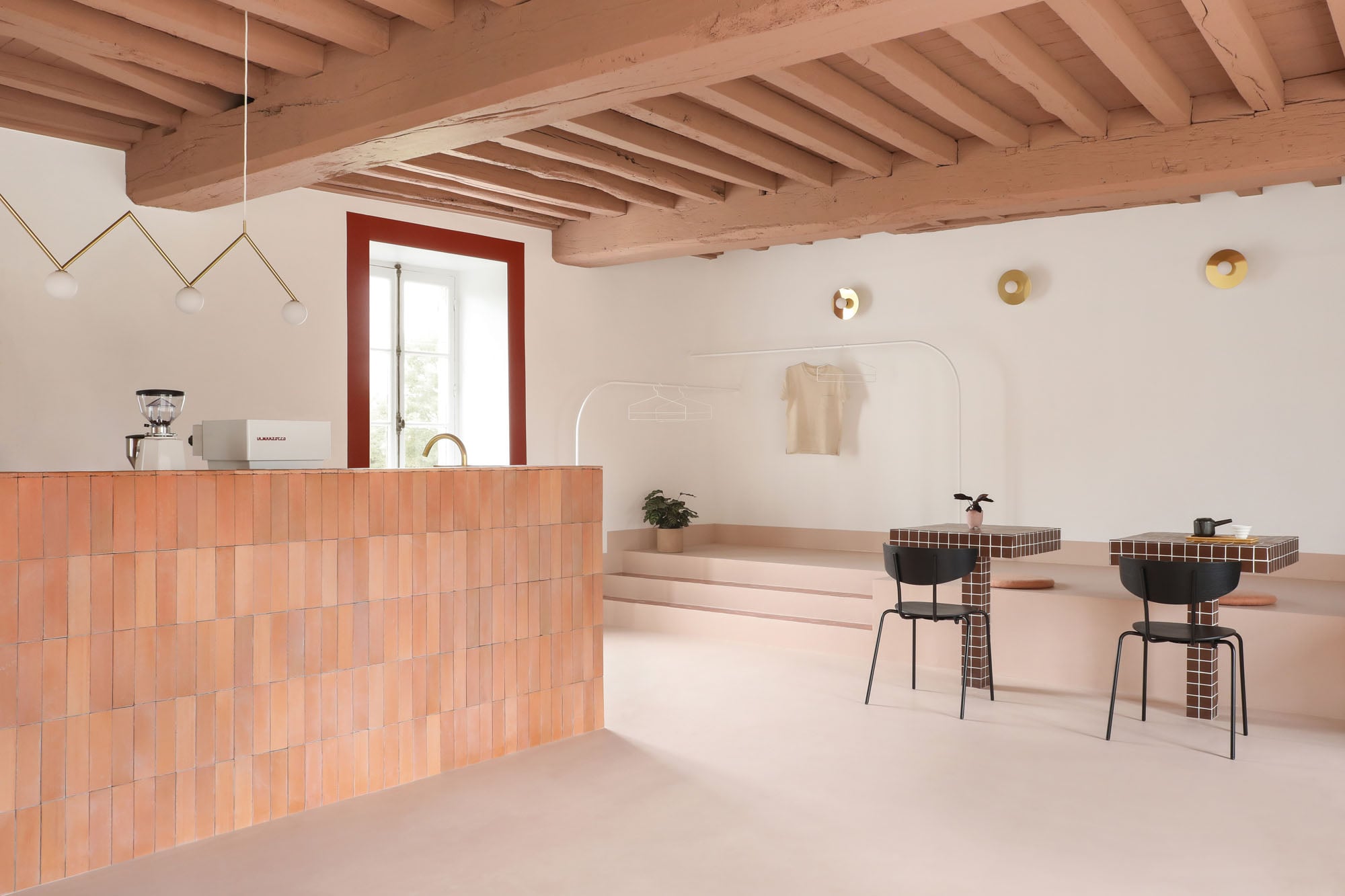 Studio Heju gestaltet vier Ferienhäuser in der Bourgogne