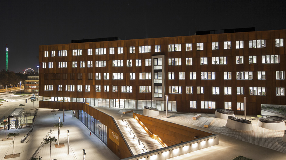 Ein Prestigeprojekt mit Stararchitektur und intelligenter Beleuchtungstechnik: der Campus der Wirtschaftuniversität Wien.