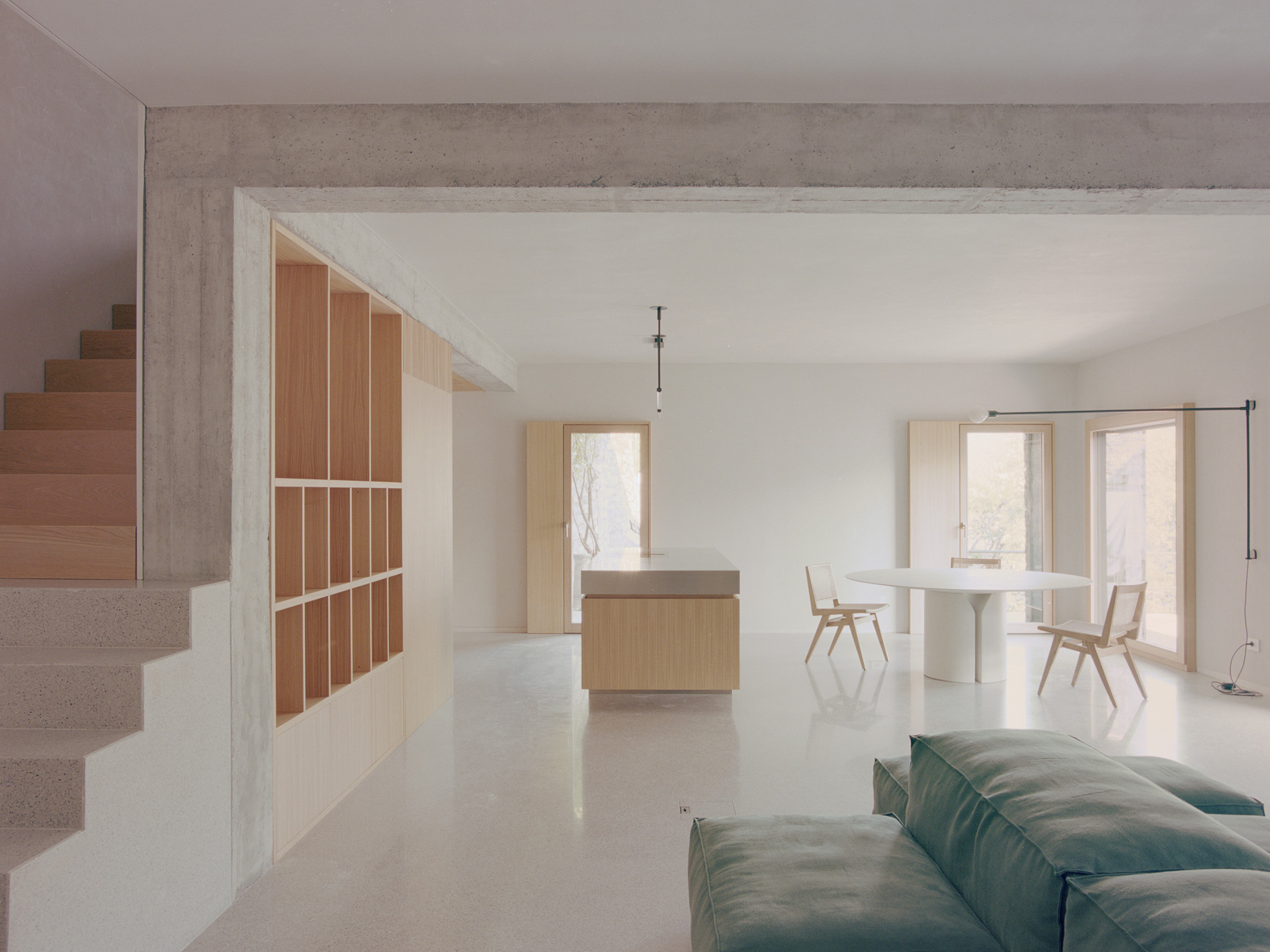 Umbau eines Steinhauses am Luganer See von Studio Wok