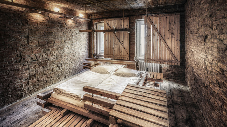 Die Gästezimmer des Neu-Hoteliers Erwin Gegenbauer brauchen nur ein einziges Möbel.