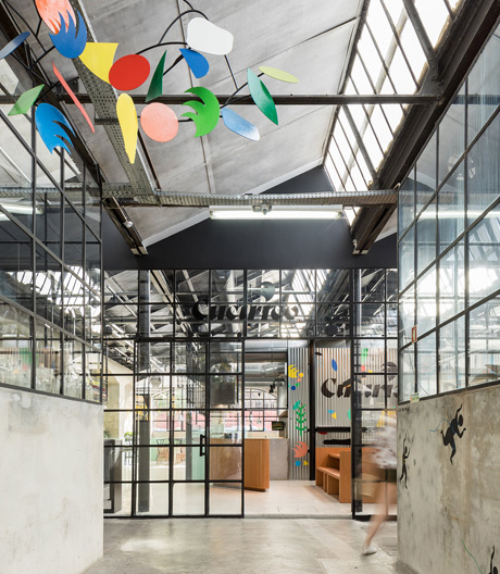 Hier gibt es keine Hühner von der Stange: Gestaltet wurde dieses Restaurant in Lissabon von DC.AD.